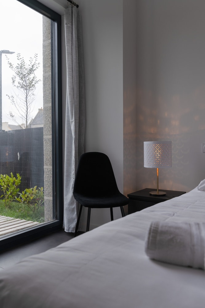 Apartment in Porspoder Near Plage du Bourg