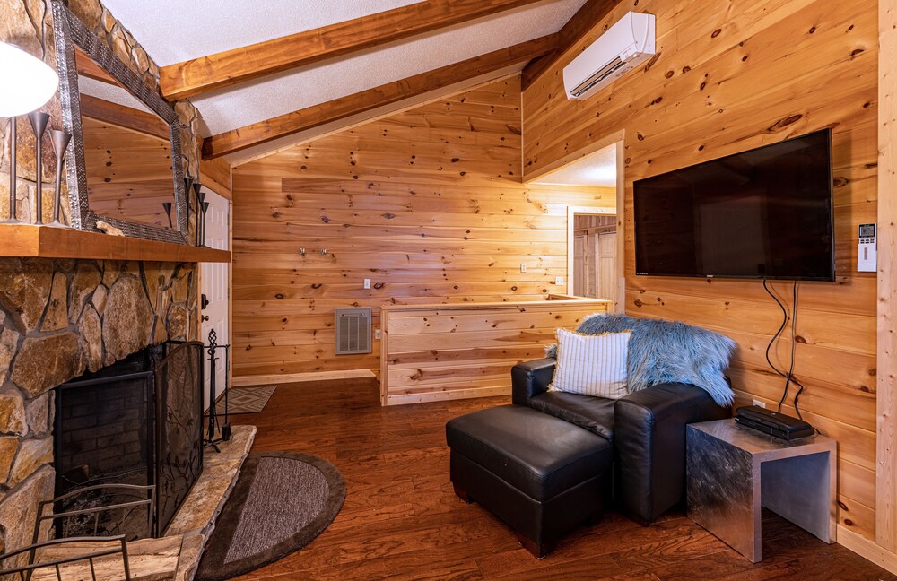 stayNantahala - Smoky Mountain Cabins