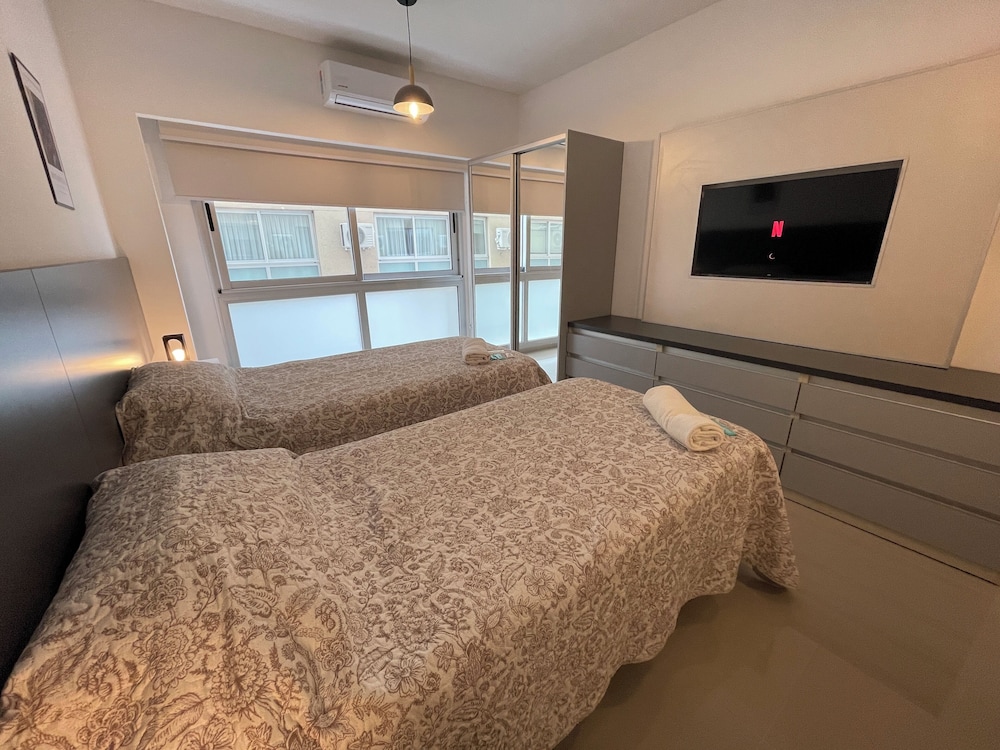 Ayres Suites Moreno