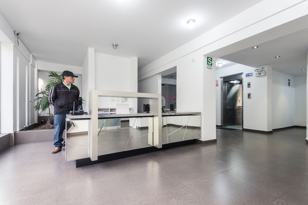 ALU Apartments - Miraflores Boardwalk