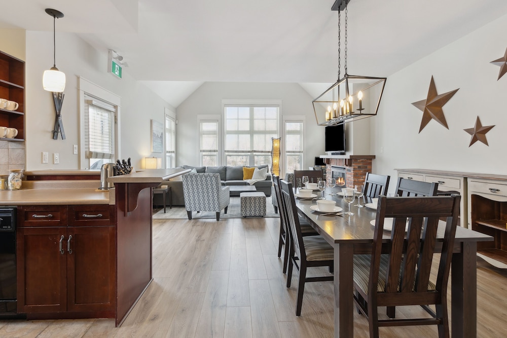 Rivergrass Condos