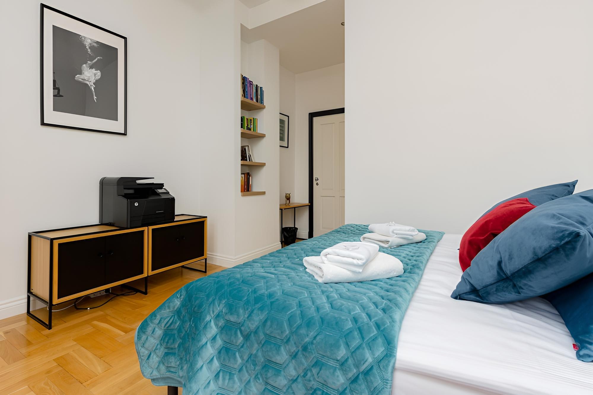 Warsaw Grójecka by Renters Prestige view 3