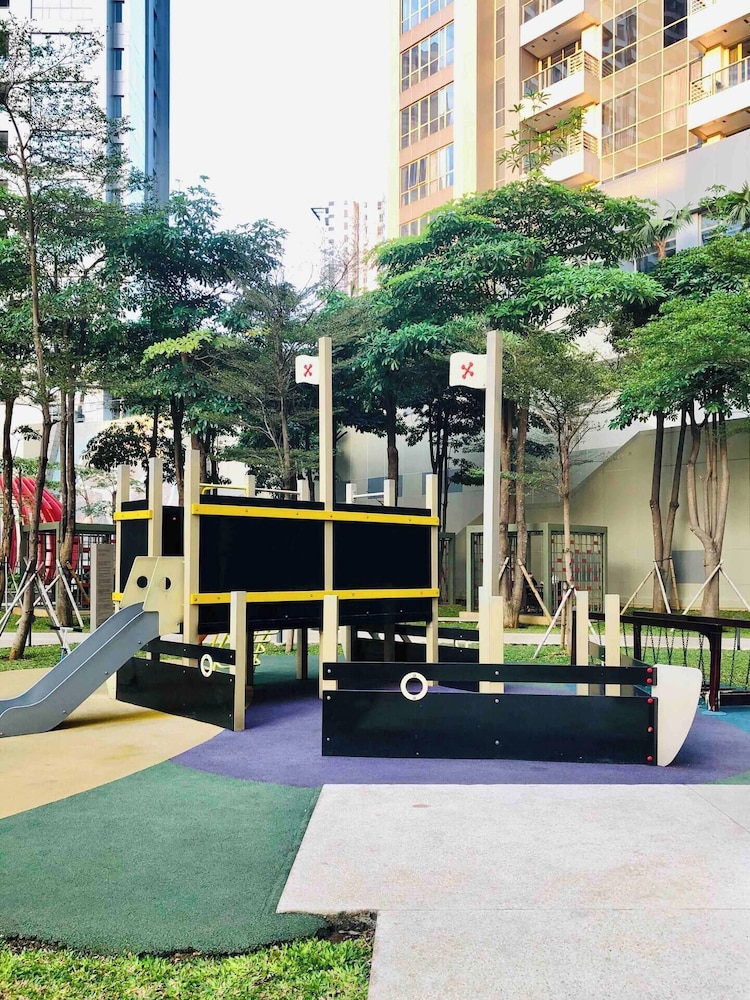 Premium Taman Anggrek Residences