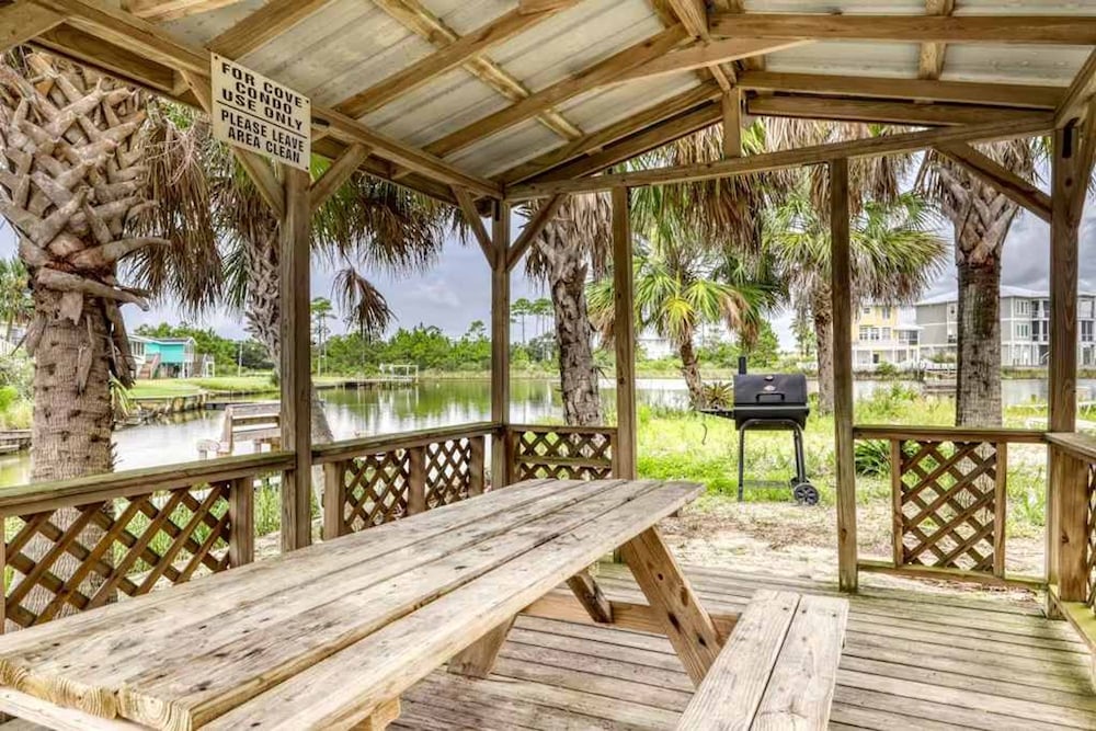Leo s Place - 2 Bed With Pool Beaches Dining