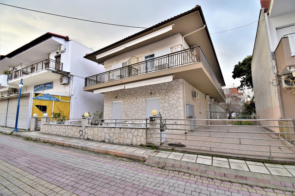 Sueno Luxury Apartments