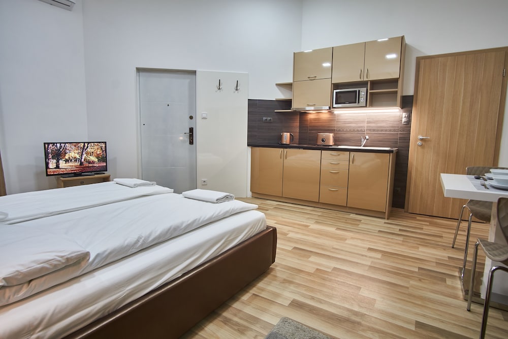 K51 Apartment Budapest view 4