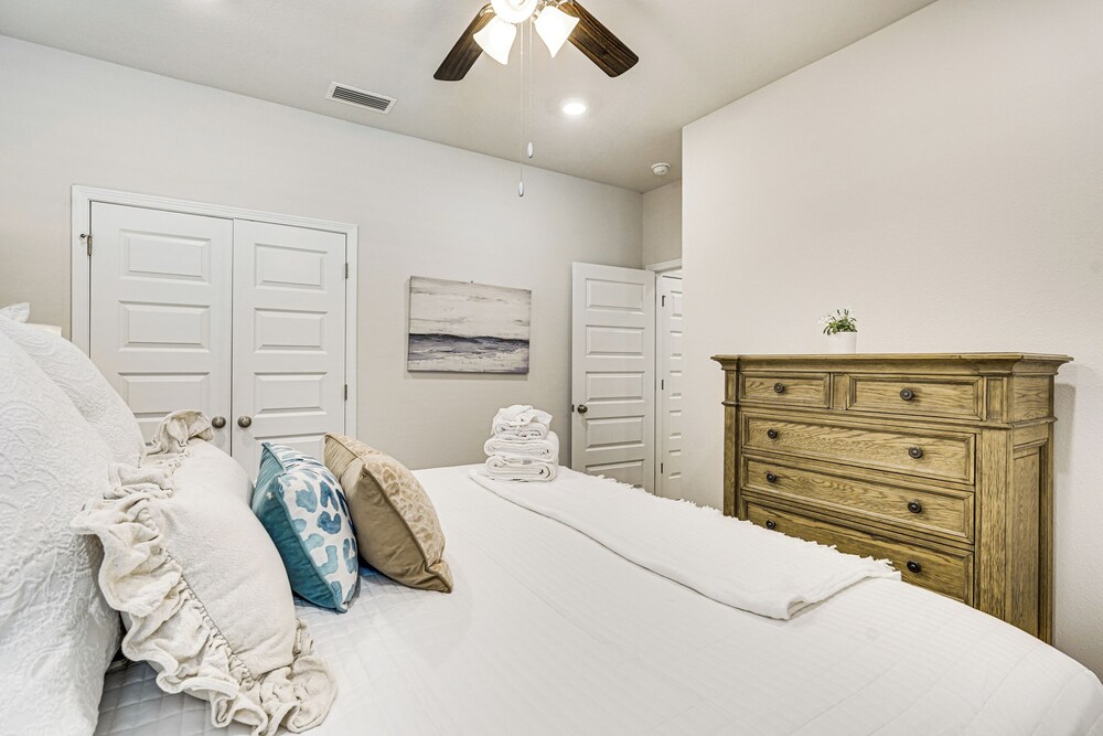 Beach Access: Port St Joe Home w/ Screened Patio!