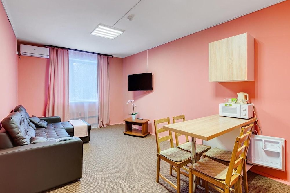 Yasenevo Hostel