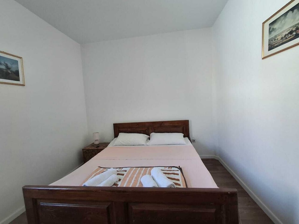 Apartments Andjus