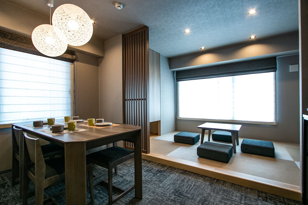 Minn Gion Sanjo