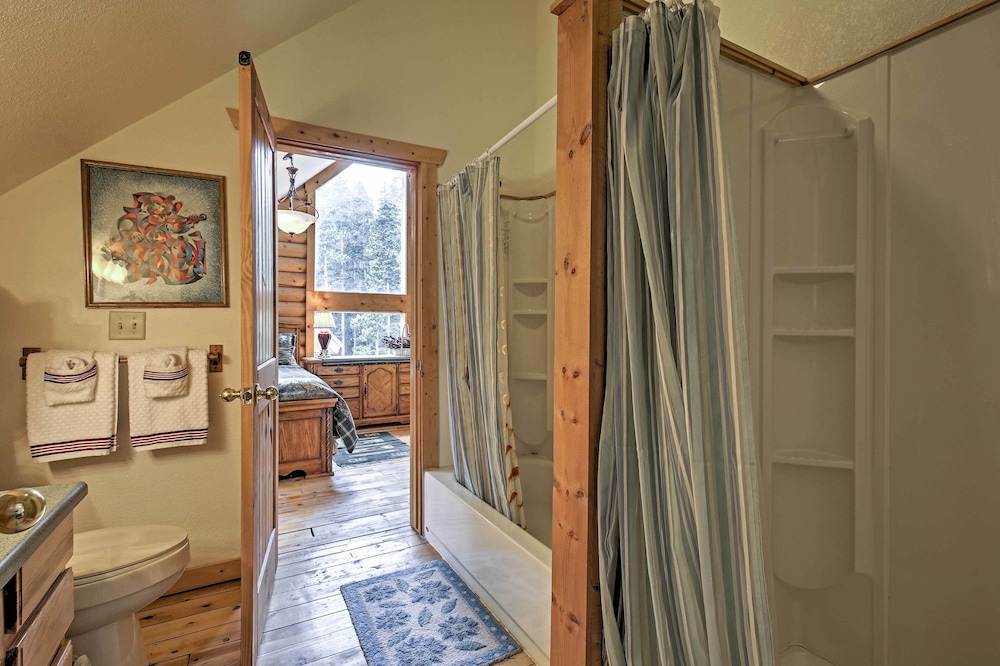 Expansive Alma Cabin w/ Hot Tub & Mountain Views! view 2