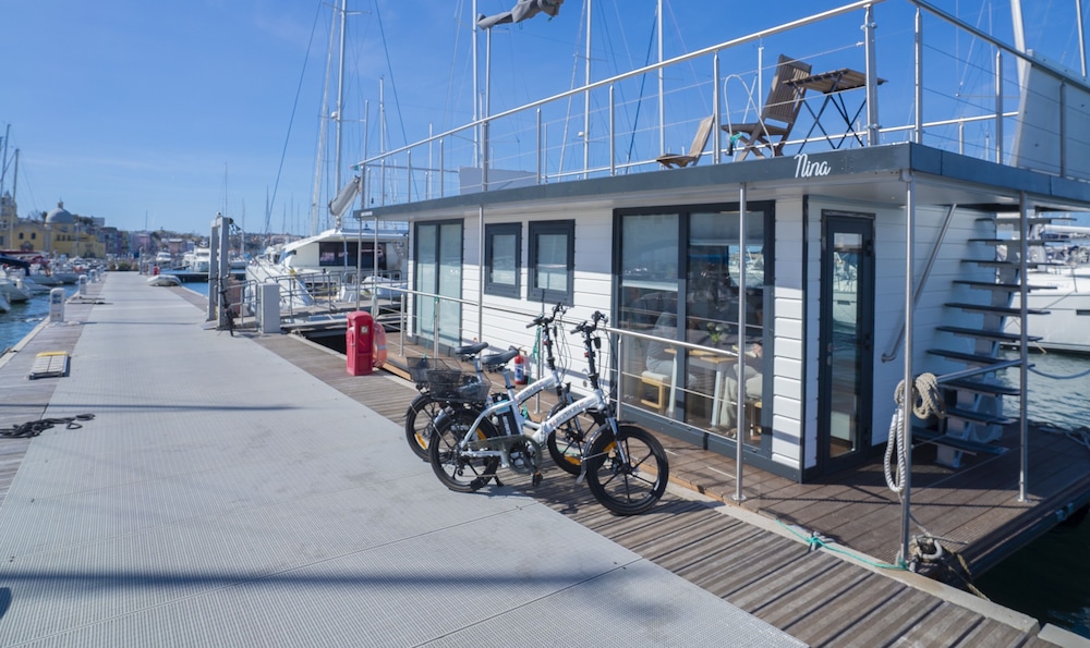 Almalo Floating House Case galleggianti
