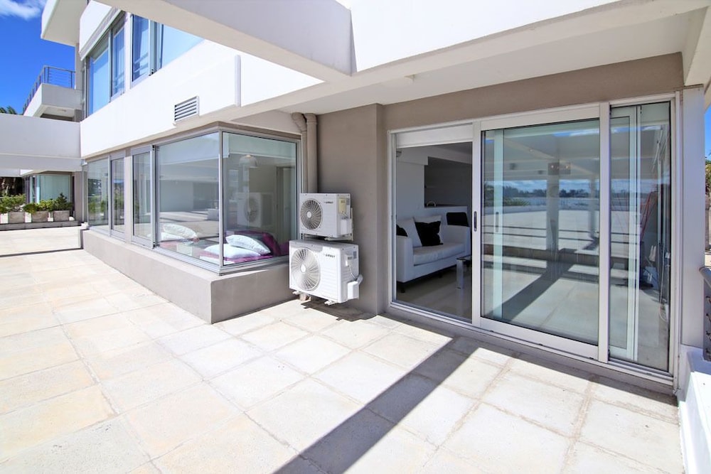 Gala Puerto Apartments