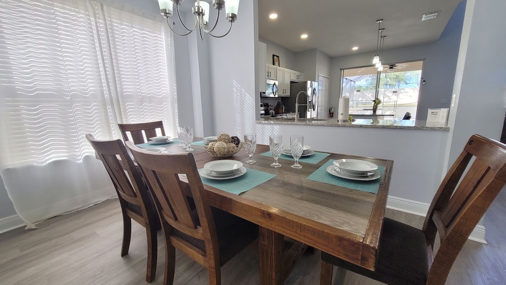 Sol1520sc 6 Bed Solana Holiday Villa 6 Bedroom Home