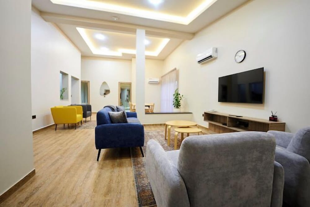 Green House Hotels and Apartments