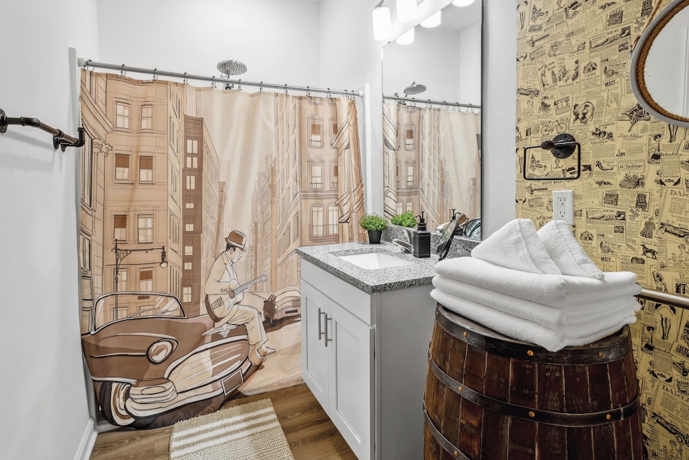 Luxurious Apartments - Pool Gym Bikes