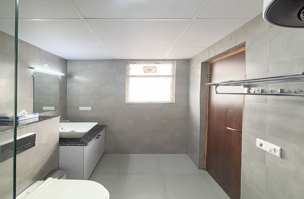 Housr Sector 56 Gurgaon Golf Course Road