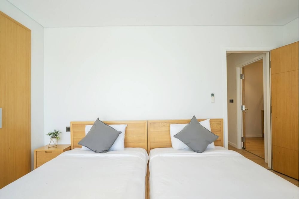 Ocean Villas Beach Resort