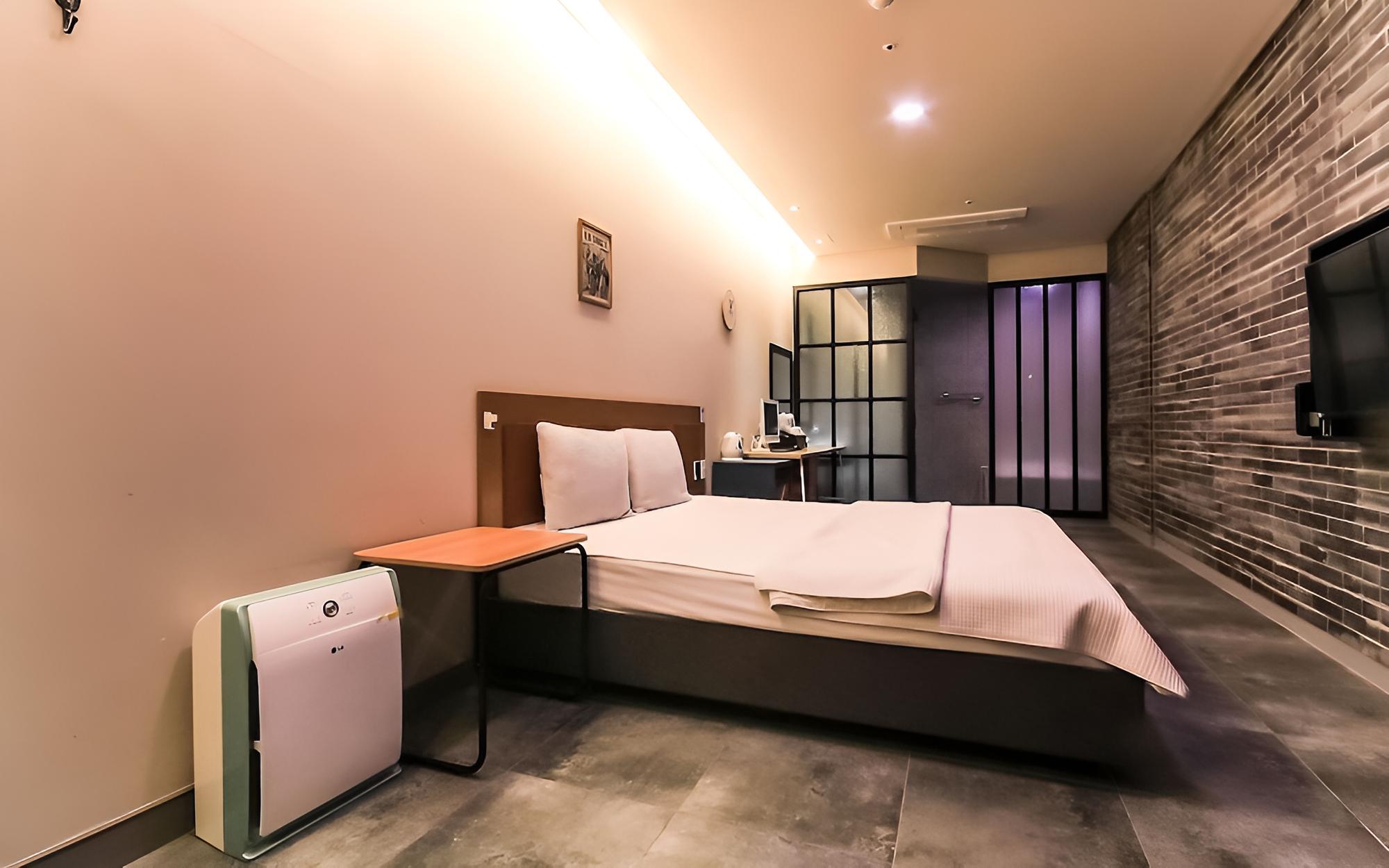 Changwon Masan IVE Hotel view 3