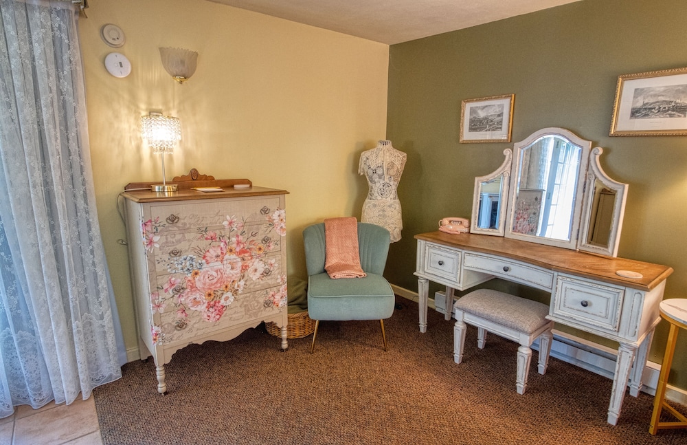 Ashland Vacations - Country Willows Inn and Estate - Property Image 29