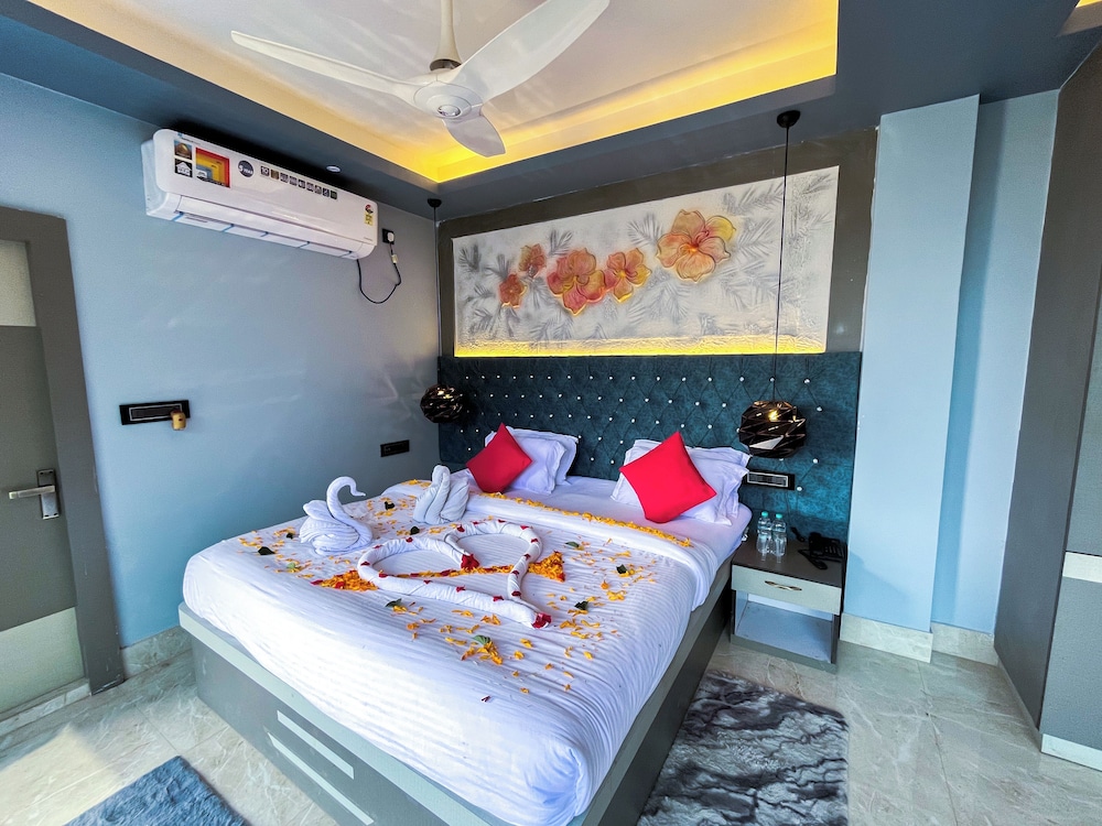 Shakuntala Village Resort
