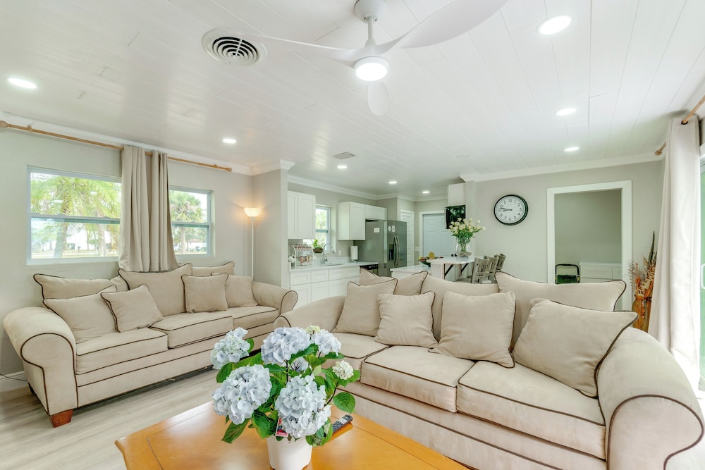 Peaceful Family Home w/ Patio in North Port!