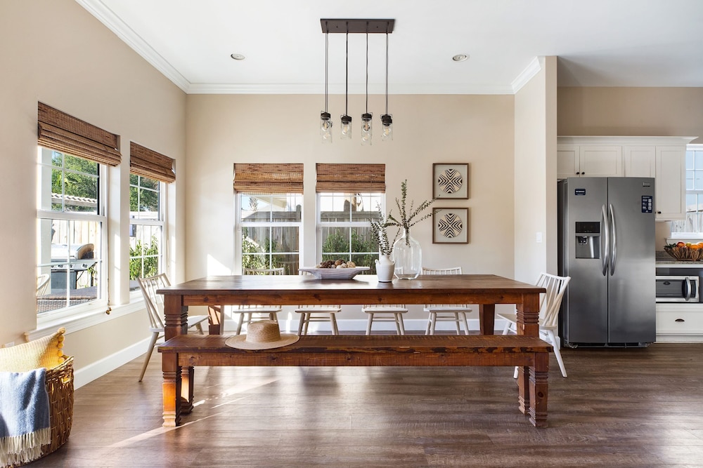 Miramar Dream House Fully Stocked Home w Pool Hot Tub Near Beach