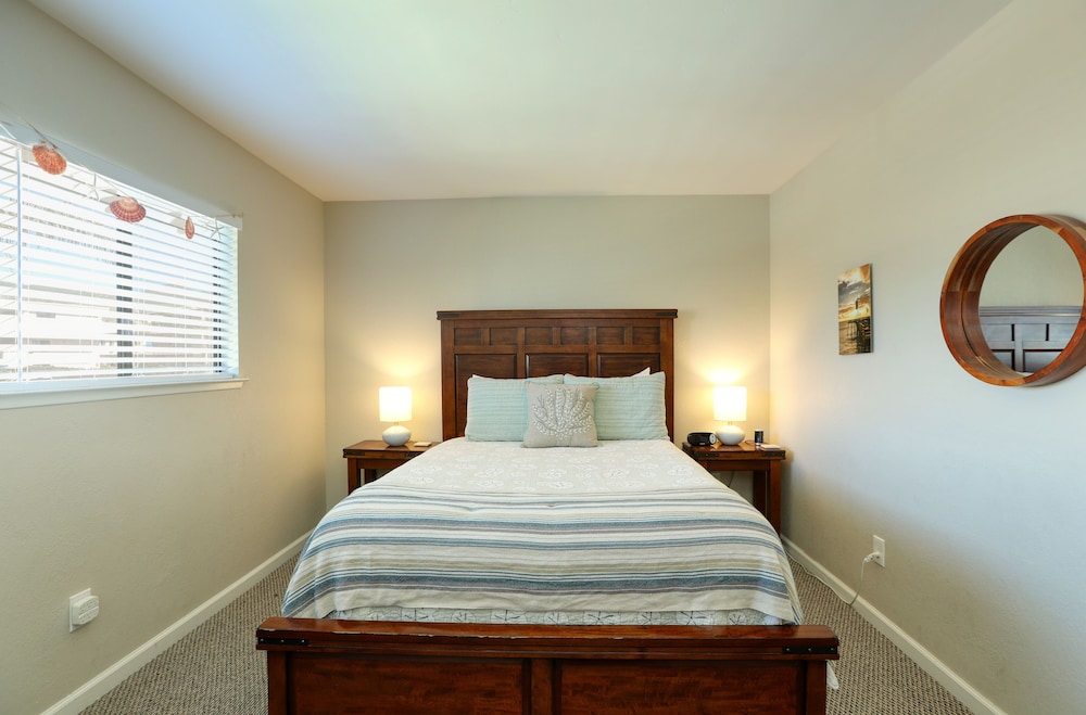 110 Pismo Shores 2 Bedroom Condo by RedAwning view 5