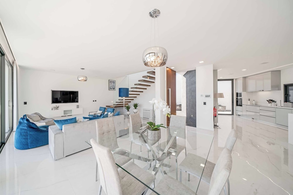 Villa Seacrest