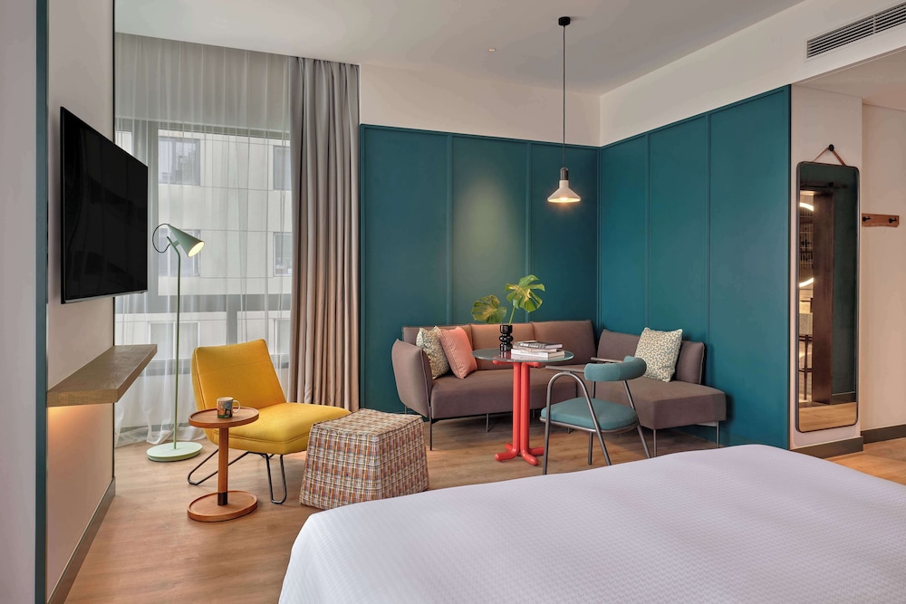 Caption by Hyatt Zhongshan Park Shanghai 17