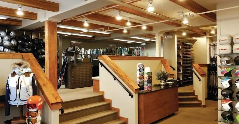 Luxury 3 Bedroom Residence at The Four Seasons in Vail Village