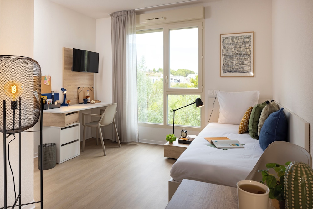 Montpellier Vacations - Apparteo Montpellier - Property Image 18