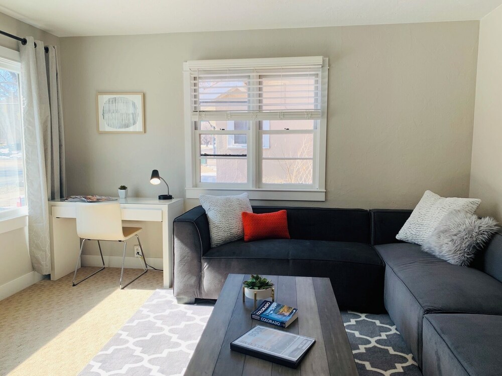 The Rams' Den King Beds, Fire Pit, Spacious Yard
