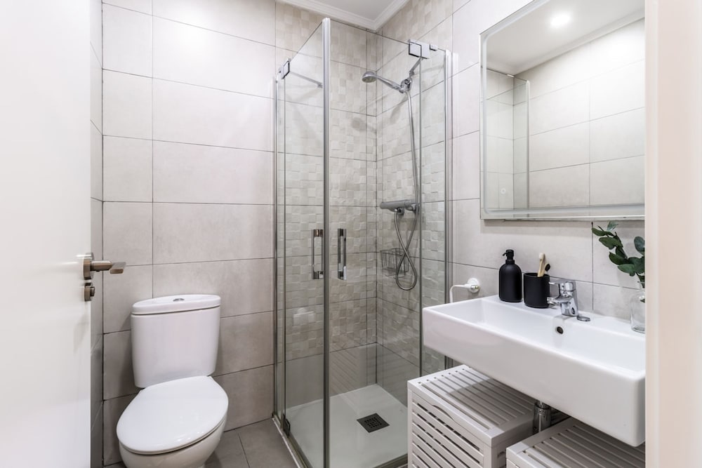 Movida - 2 Bedroom and Pool in Chamber
