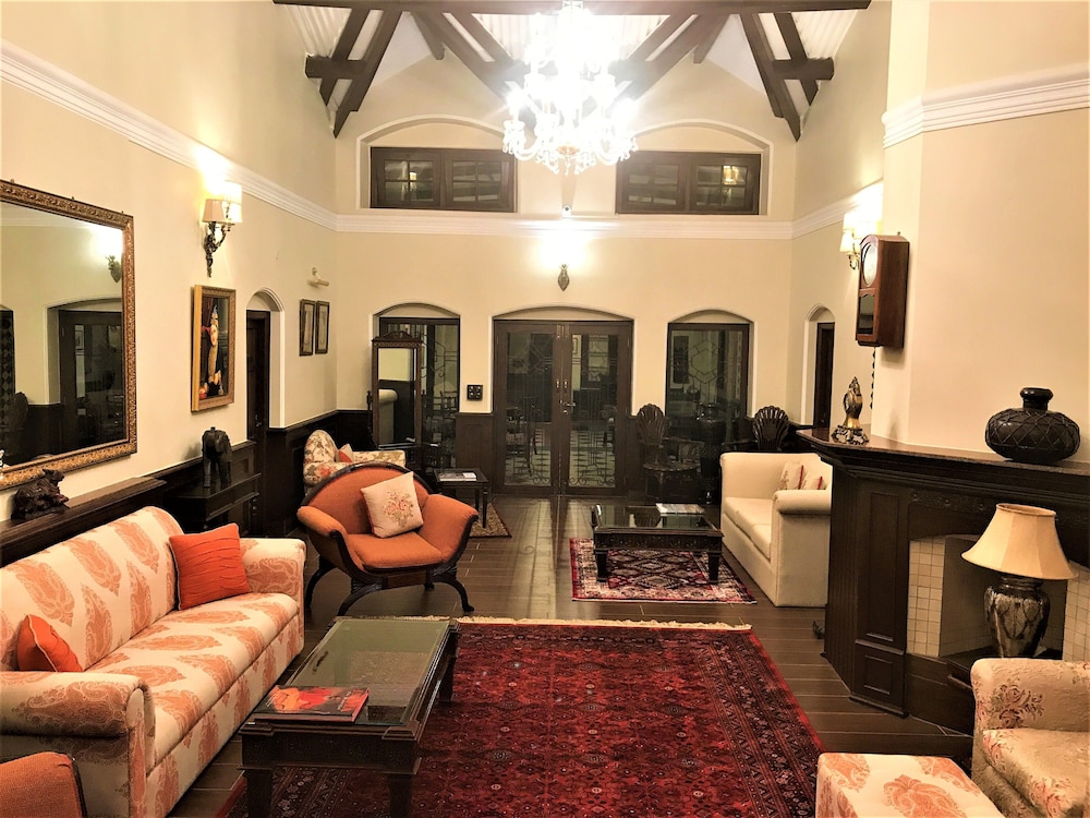 Rock Ooty Heritage Villa