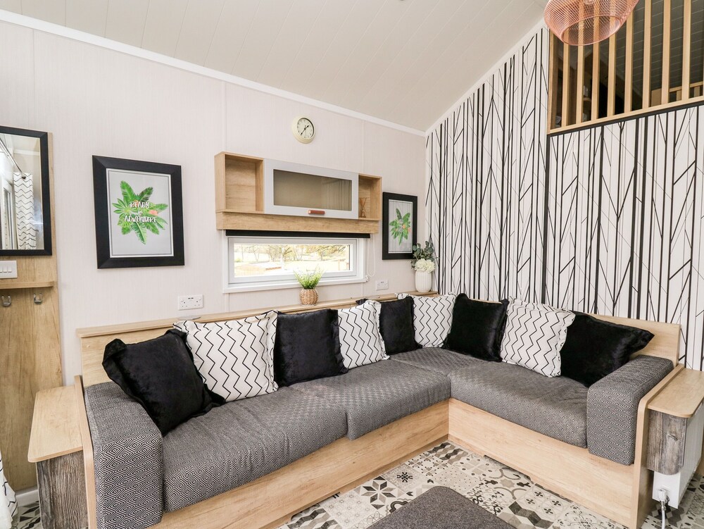 Hillside Lodge