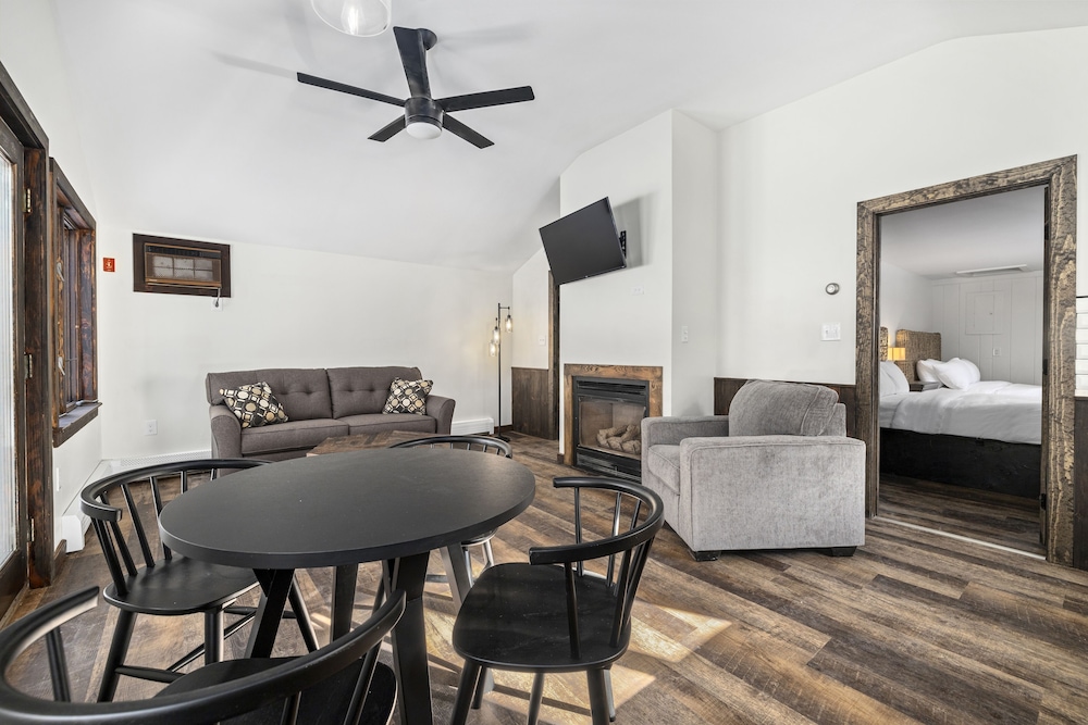M Apartment in Masteri Thao Dien