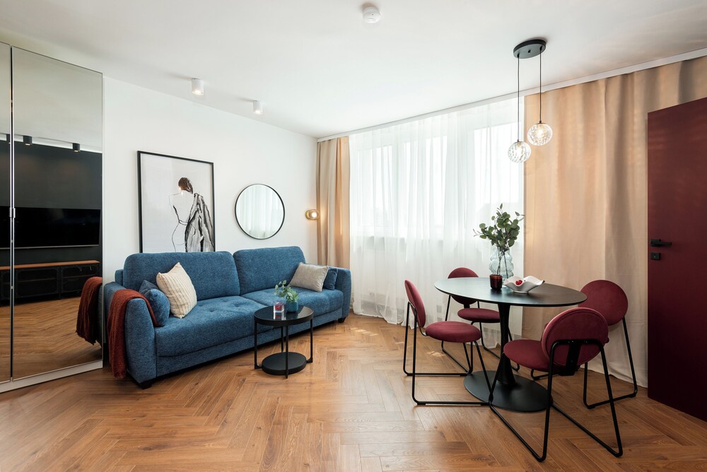 Crystal - by Kairos Apartments