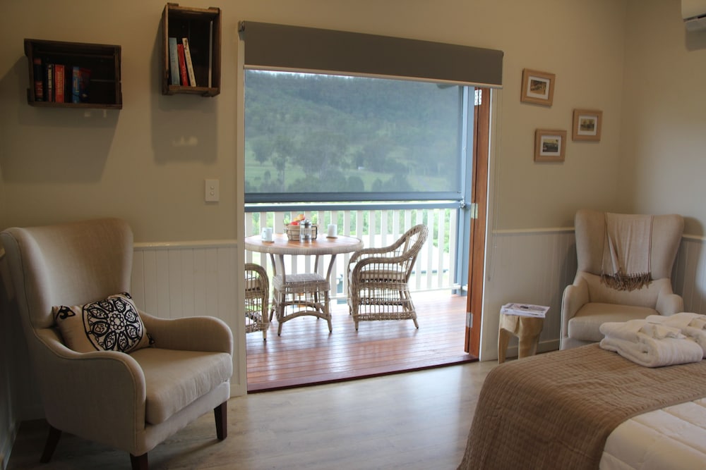 Greenlee Cottages