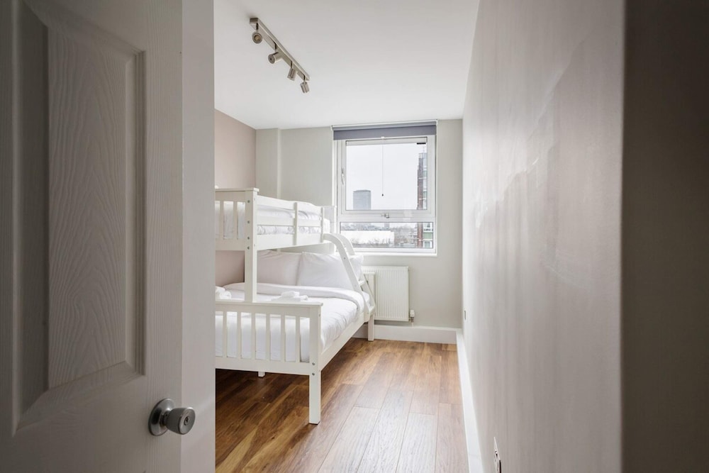 Modern 3 Bedroom Apartment in Holborn