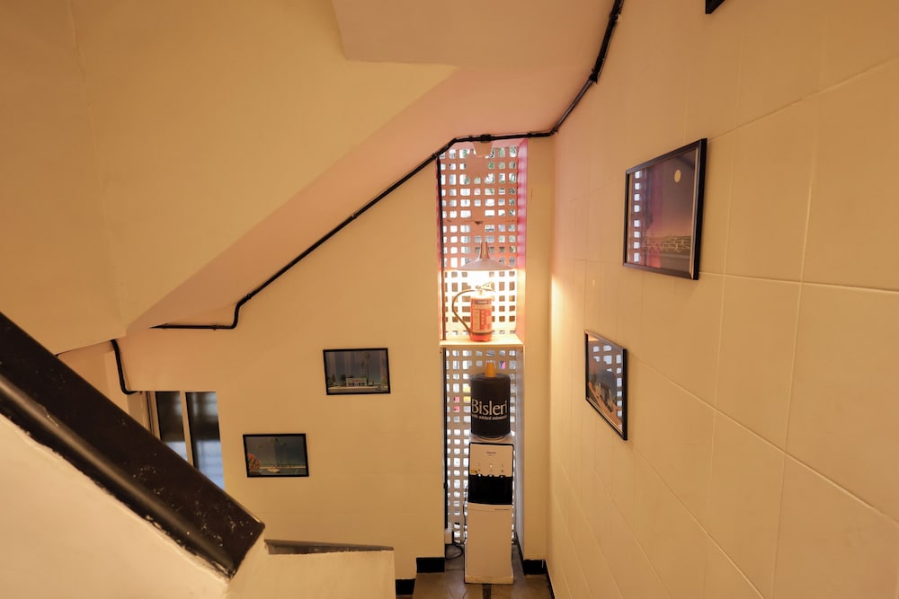 Locomo Hostel Mini - 9 mins from airport