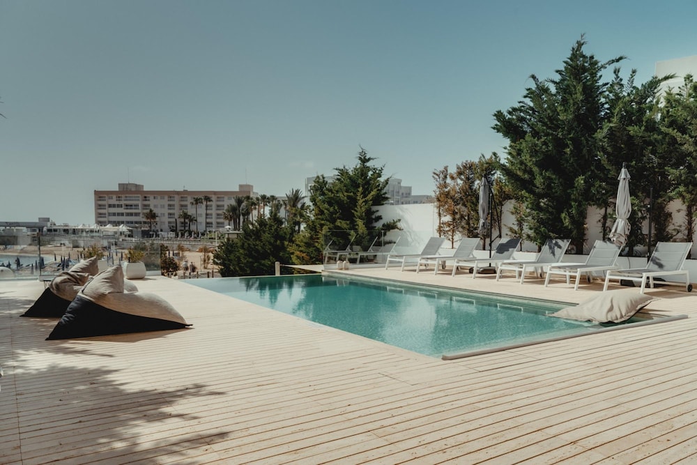 Blue Waves Protaras Beachfront Villa 3