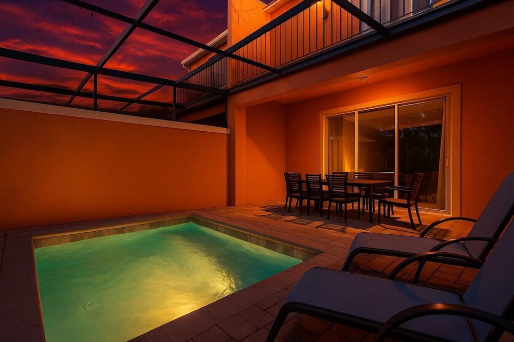 Amazing Family House w pvt Pool - 1605