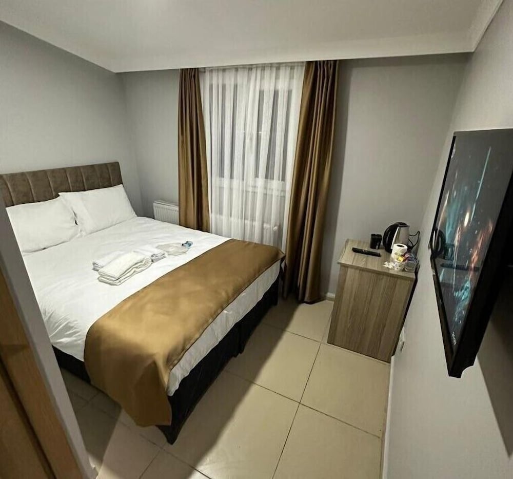 Camellia Suit Otel - Image 7