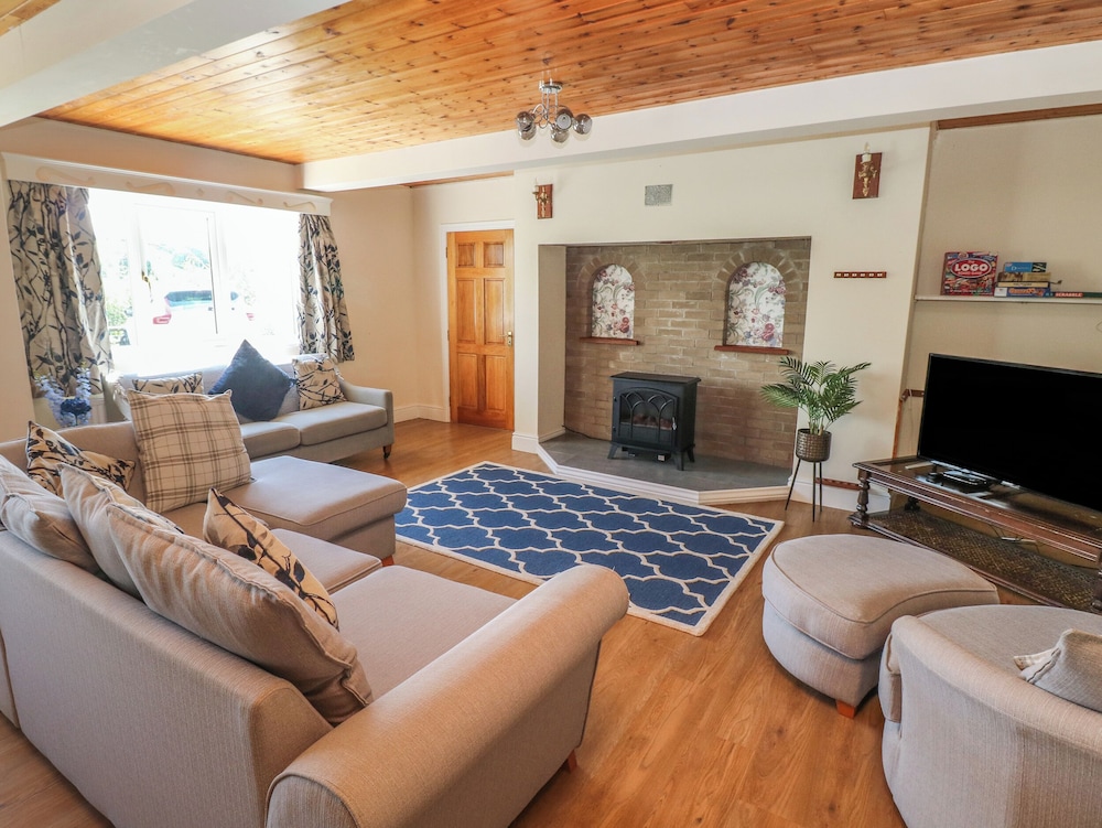 Hillside Lodge