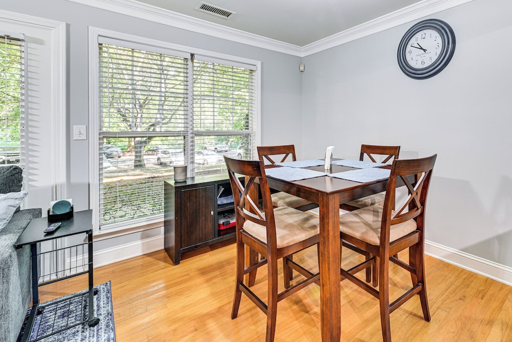1/2 Mi to Bank of America Stadium: Uptown Condo!