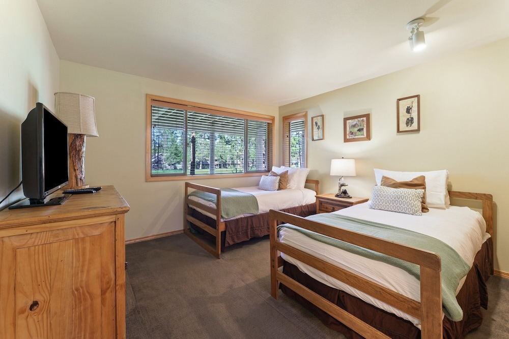 7 Vine Maple 4 Bedroom Home