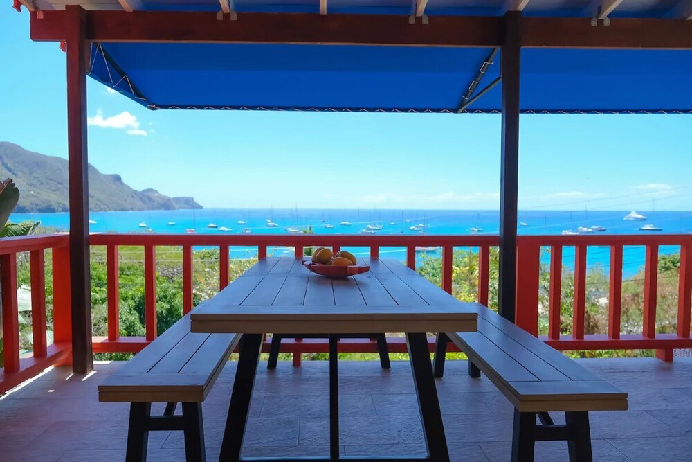 Flamingo Bequia - 4 B R Villa Including Cottage