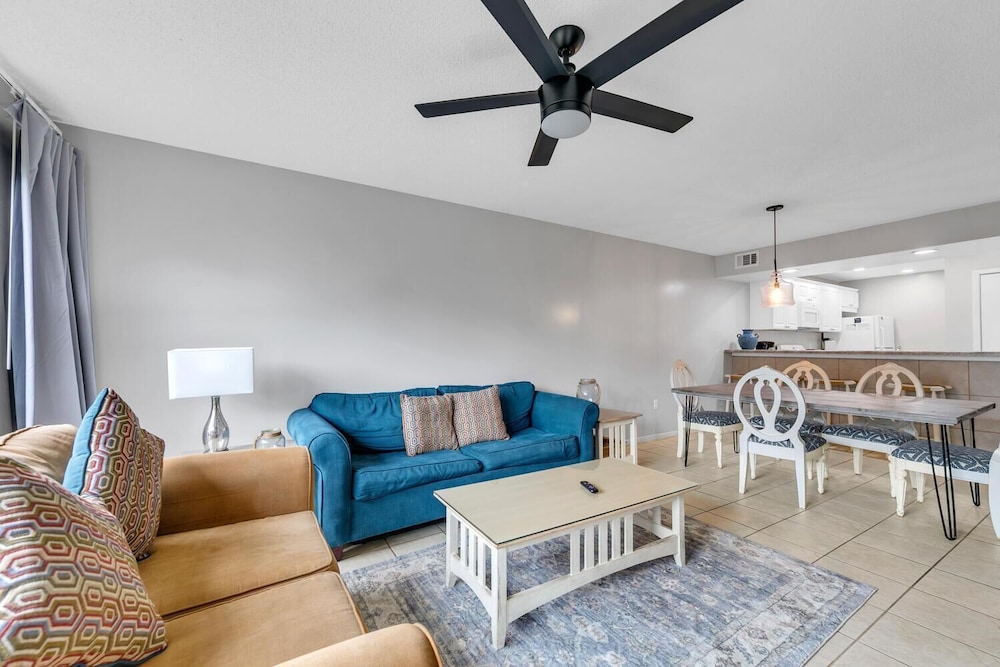 Edgewater Golf Villa 3204