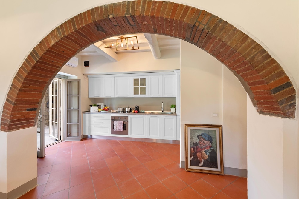 Amazing Panoramic Villa La Poggiola